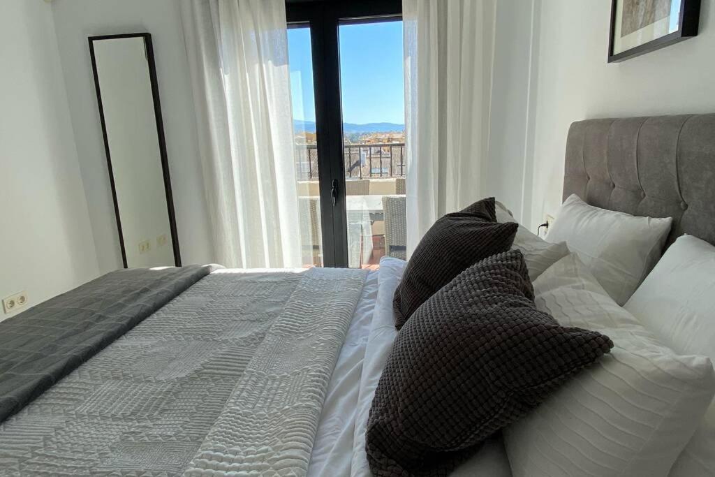 Apartament Penthouse With Sea Views In Marbella Zewnętrze zdjęcie